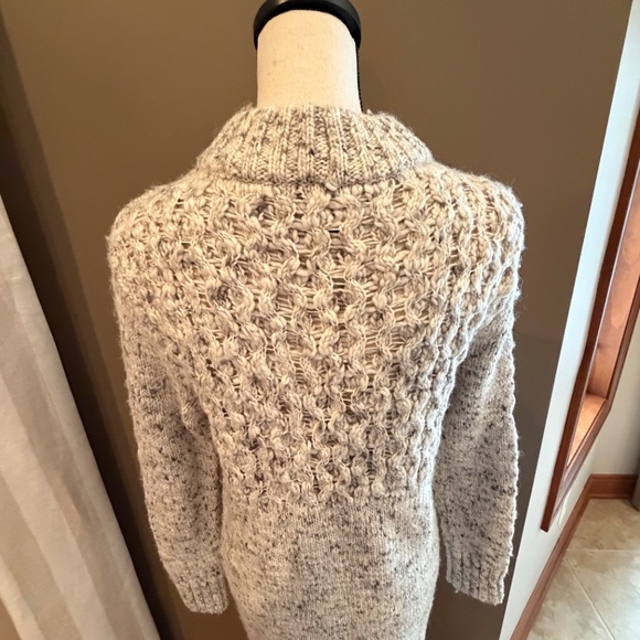 American Eagle Women's Oatmeal Chunk Knit Sweater Dress, Size Large - Picture 4 of 15